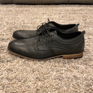 Black Steve Madden dress shoes